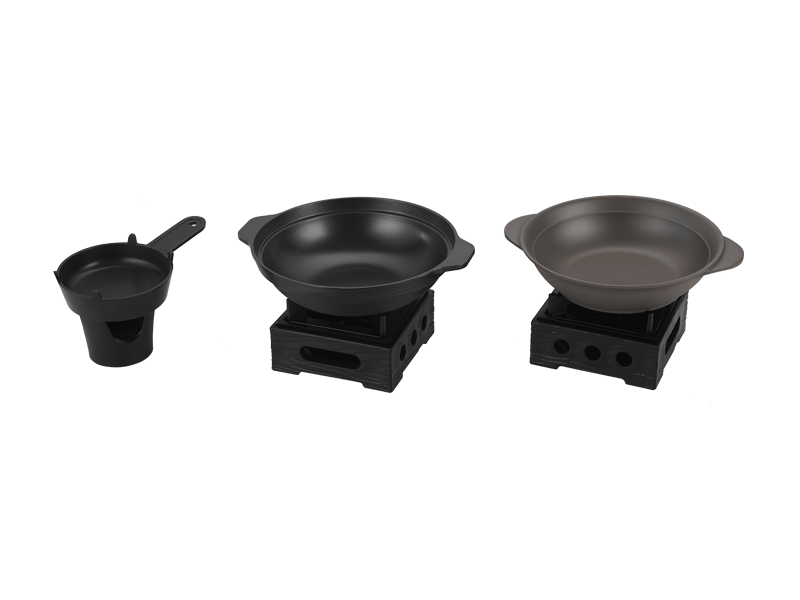 目玉焼き器（本体）、テフロン鍋、焼き鍋、コンロ本体、ミニコンロ（固形燃料用）